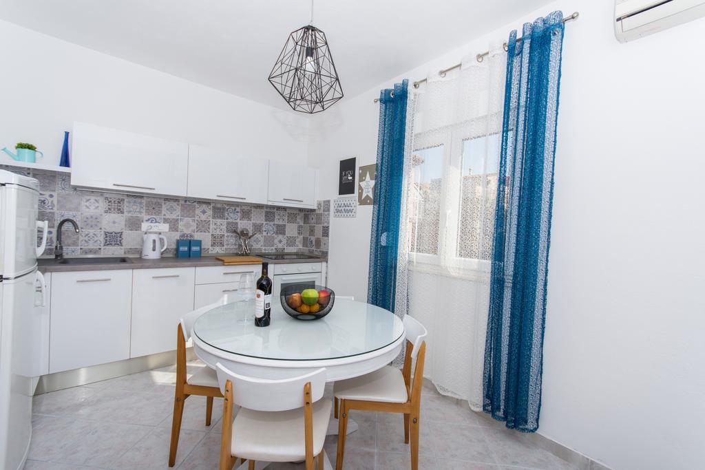 Apartment Mika1 Трогир Экстерьер фото