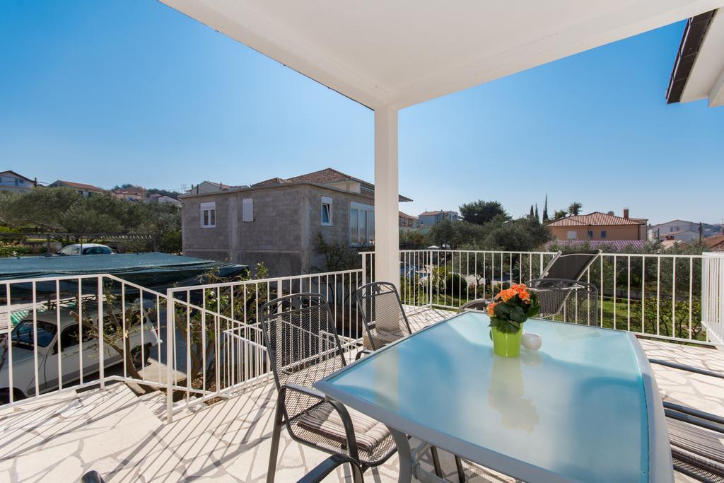 Apartment Mika1 Трогир Экстерьер фото